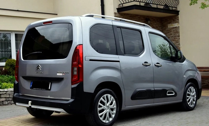 Citroen Berlingo cena 39700 przebieg: 229000, rok produkcji 2019 z Kielce małe 172